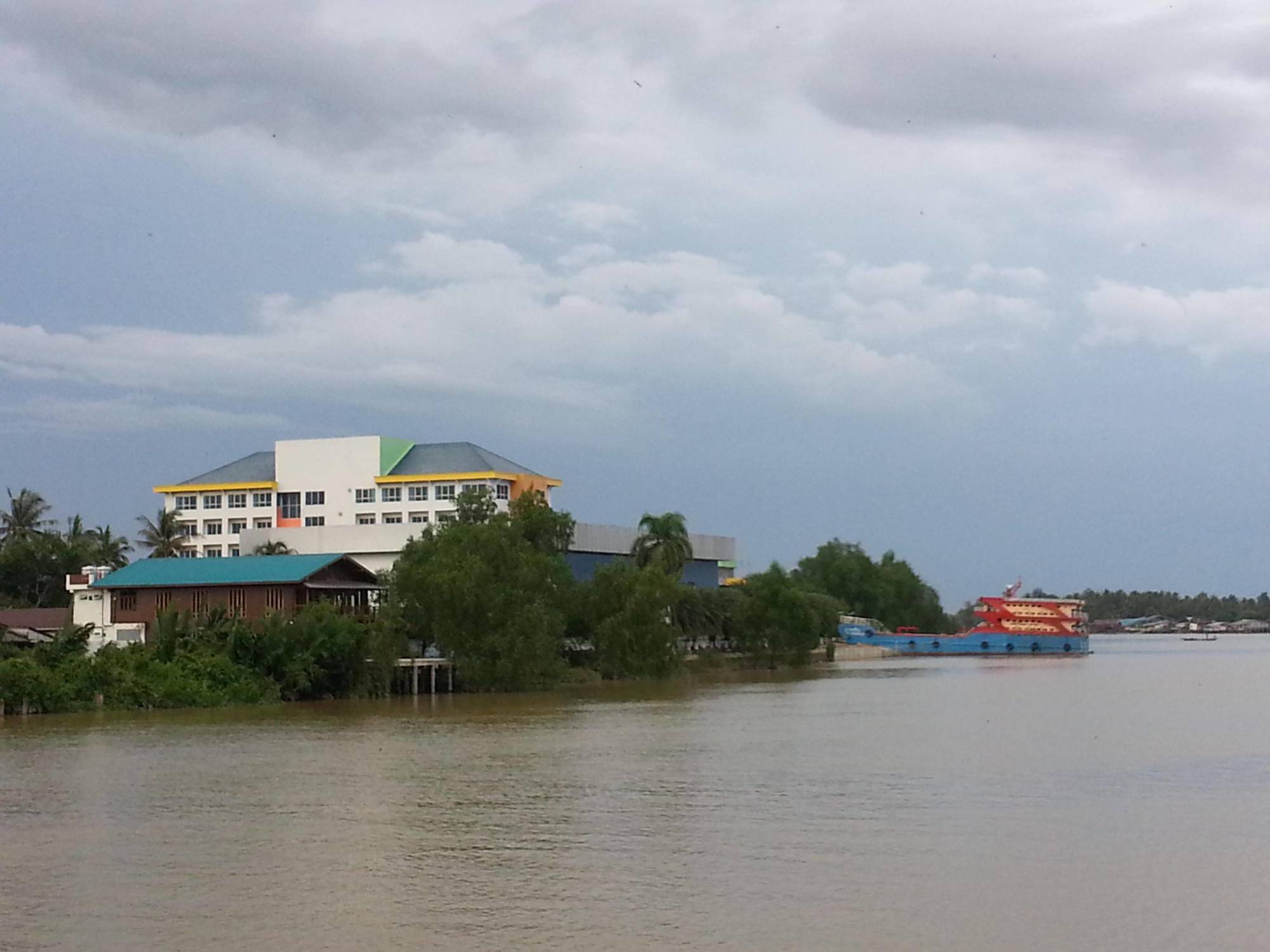 See View Riverside Surat Thani Esterno foto